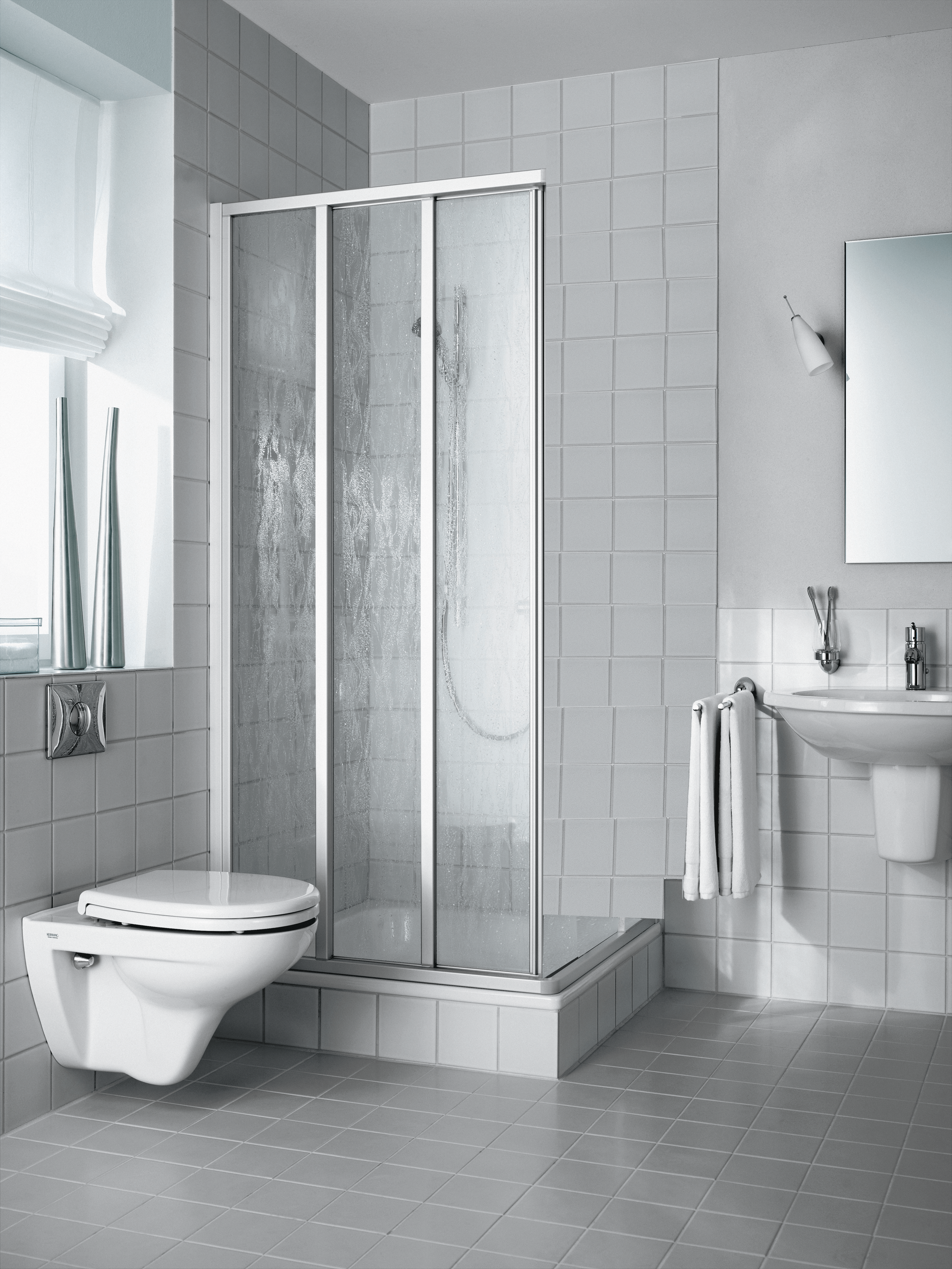 Kermi NOVA 2000 Eckeinstieg 3-teilig (Gleittüren) - Halbteil N2 ED3-N2ED30751611KM Kermi NOVA 2000 Eckeinstieg 3-teilig (Gleittüren) - Halbteil N2 ED3-N2ED30751611KM