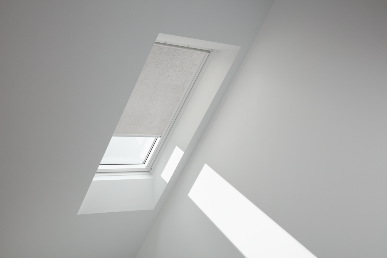 VELUX Standard-Sichtschutzrollo mit Führungsschienen Nature-RFYC024951SM VELUX Standard-Sichtschutzrollo mit Führungsschienen Nature-RFYC024951SM