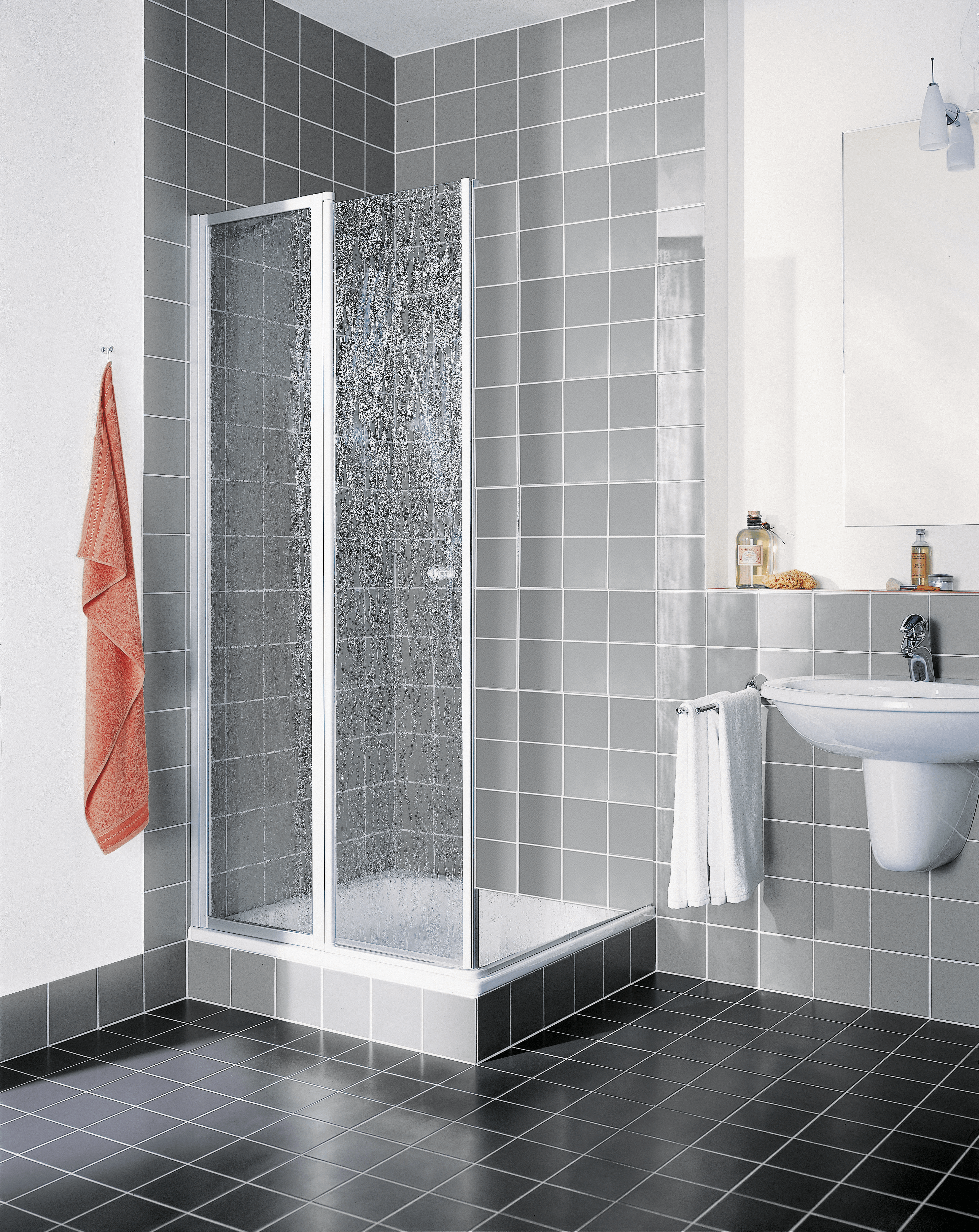 Kermi NOVA 2000 Eckeinstieg 2-teilig Pendeltüren mit Festfeldern - Halbteil N2 ESR/L-N2ESR0701711KM Kermi NOVA 2000 Eckeinstieg 2-teilig Pendeltüren mit Festfeldern - Halbteil N2 ESR/L-N2ESR0701711KM