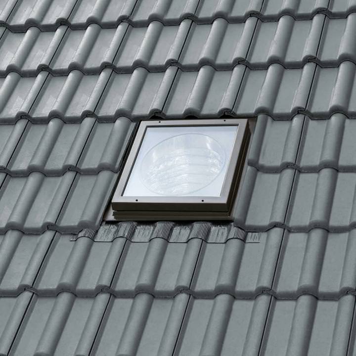VELUX Tageslicht-Spot mit starrem Rohr u. 2 Kniegelenken, Länge 170 cm inkl. BFX u. BBX-TLR0K10SD0L1M